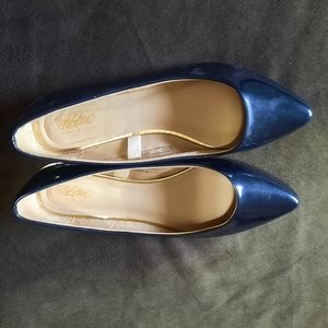Dark blue flat shose size 6